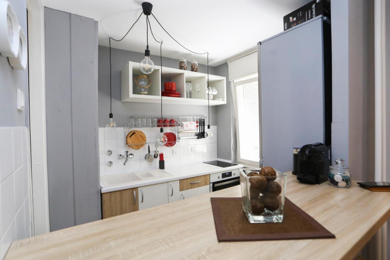 Modern Apartment With Free Parking Novi Sad Exterior foto